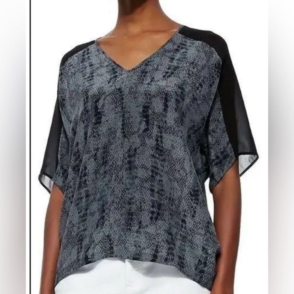 EILEEN FISHER silk top Charcoal Gray Lace Printed Silk Crepe Chine blouse shirt